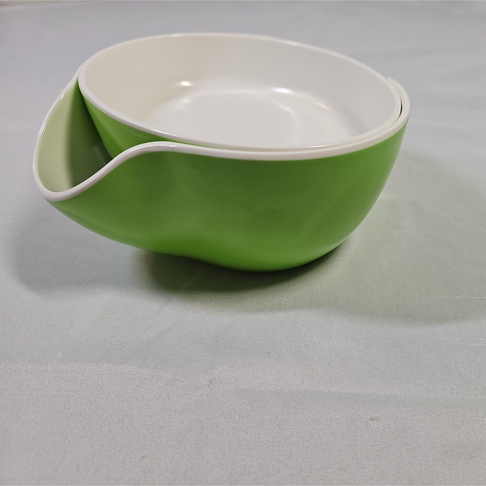 Stargoods Green Nut Bowl, Snack Serving Dish, Double Peanut Bowl with Nut Seeds